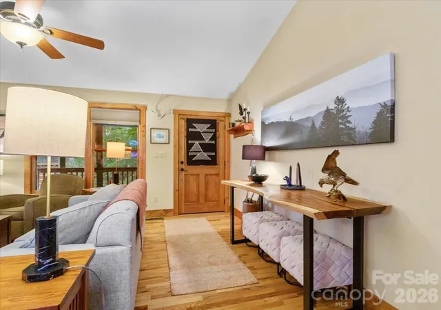 Photo 3 of Single family home for sale at 67 Hawks Landing, Burnsville, NC 28714 | MLS# 4405535 | Listing updated on 2026-10-03