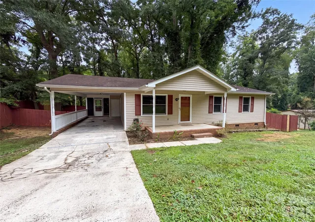 1st image of 203 Park Dr, Kings Mountain, NC 28086 | MLS# 4405539
