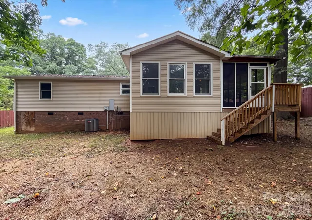 17th image of 203 Park Dr, Kings Mountain, NC 28086 | MLS# 4405539