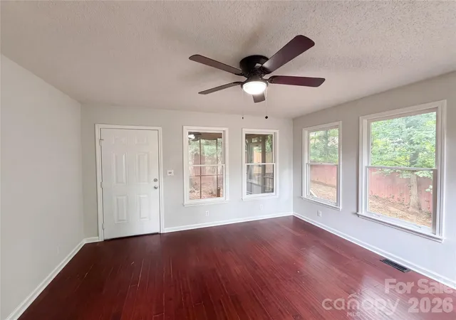 3rd image of 203 Park Dr, Kings Mountain, NC 28086 | MLS# 4405539