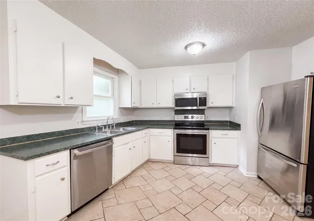 4th image of 203 Park Dr, Kings Mountain, NC 28086 | MLS# 4405539