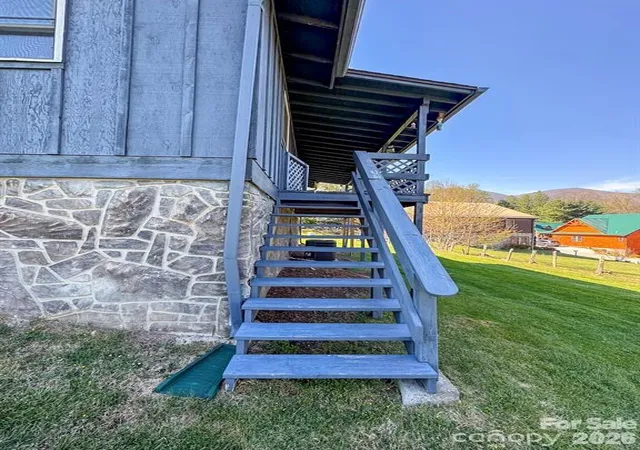 Photo 3 of Single family home for sale at 84 Stoney Ridge Loop, Maggie Valley, NC 28751 | MLS# 4405541 | Listing updated on 2026-08-15