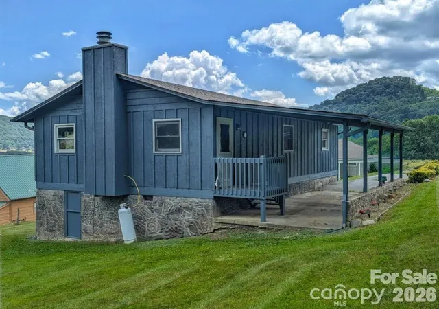 Photo 4 of Single family home for sale at 84 Stoney Ridge Loop, Maggie Valley, NC 28751 | MLS# 4405541 | Listing updated on 2026-08-15