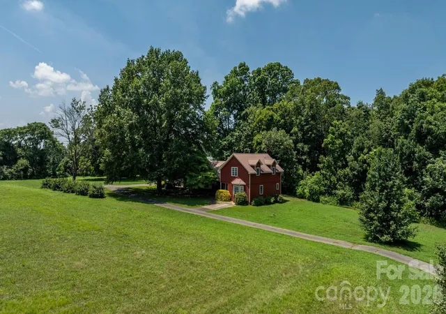 3rd image of 2097 Hermit Trl, Newton, NC 28658 | MLS# 4405560