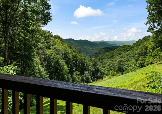 Photo 3 of Single family home for sale at 670 Parkway Dr, Maggie Valley, NC 28751 | MLS# 4405565 | Listing updated on 2026-08-18