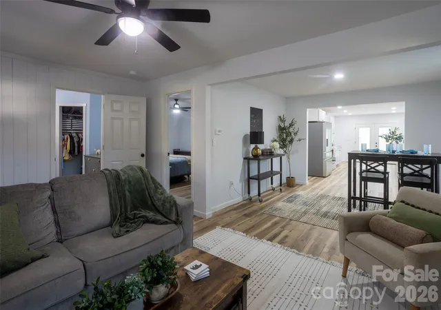 5th image of 44 Lr Smith Ave, Hendersonville, NC 28791 | MLS# 4405575