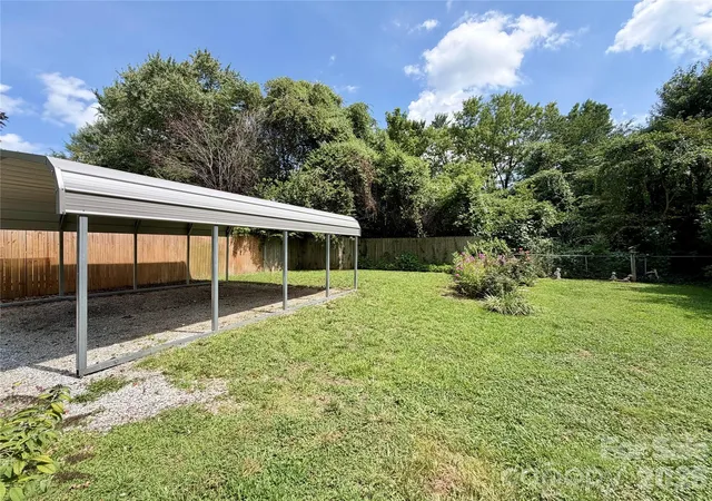 48th image of 5 Dewberry Dr, Hendersonville, NC 28792 | MLS# 4405580