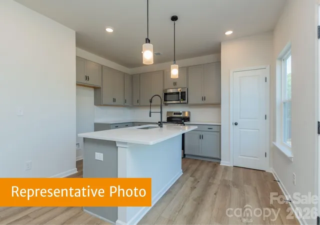 Photo 4 of Single family home for sale at 637 Cooley Dr, Salisbury, NC 28147 | MLS# 4405583 | Listing updated on 2026-09-27