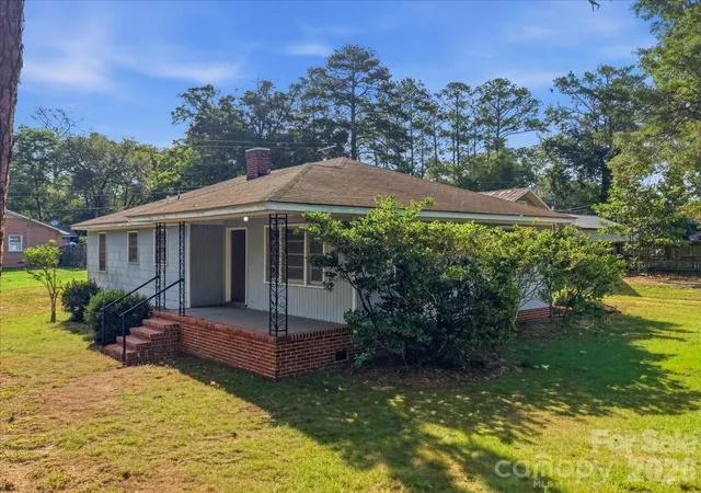 1st image of 310 Varn St, Walterboro, SC 29488 | MLS# 4405619