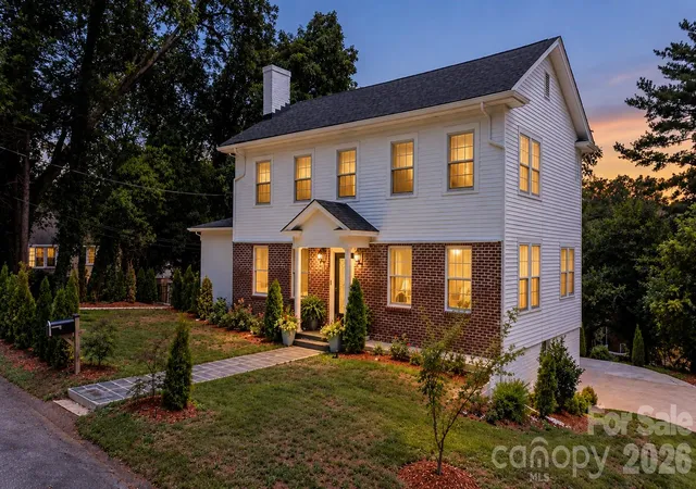 Photo 1 of Single family home for sale at 1407 Mimosa Ln Nw, Lenoir, NC 28645 | MLS# 4405625 | Listing updated on 2026-10-03