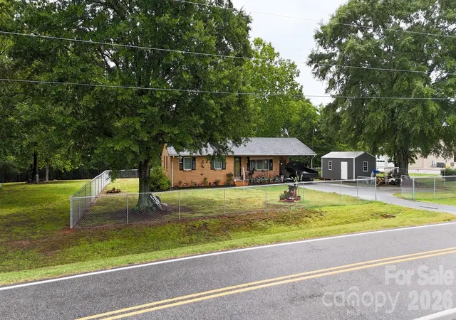 Photo 4 of Single family home for sale at 1210 Belwood Lawndale Rd, Lawndale, NC 28090 | MLS# 4405627 | Listing updated on 2026-07-21
