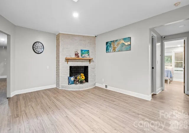 Photo 3 of Single family home for sale at 7515 Shady Ln, Charlotte, NC 28215 | MLS# 4405642 | Listing updated on 2026-08-13