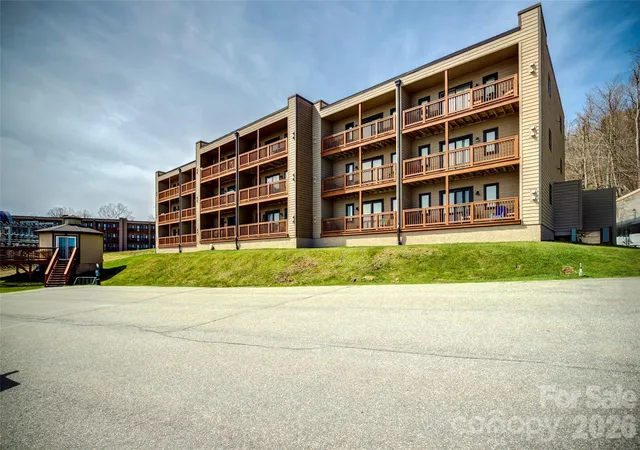 Photo 1 of Condo for sale at 103 Sugar Ski Dr #332, Sugar Mountain, NC 28604 | MLS# 4405644 | Listing updated on 2026-07-20
