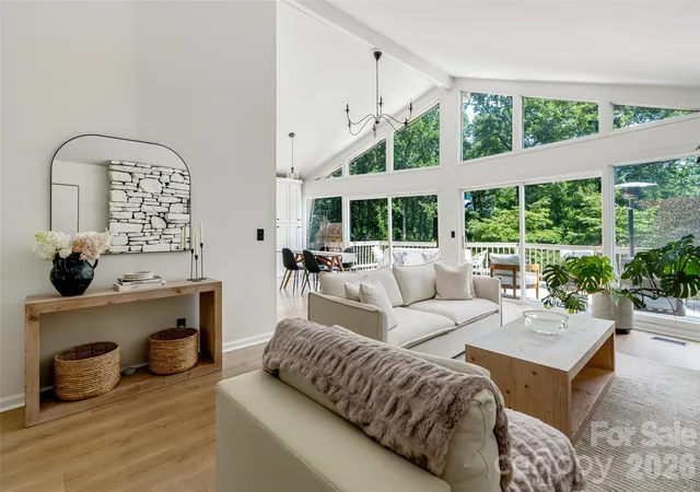 Photo 3 of Single family home for sale at 336 Sky Lake Dr, Hendersonville, NC 28739 | MLS# 4405648 | Listing updated on 2026-09-19