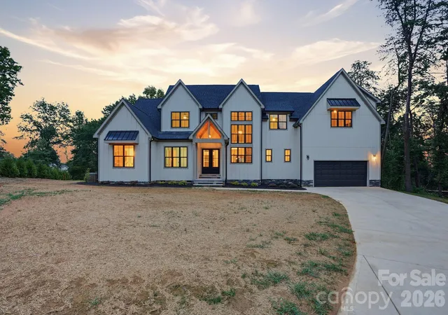 3rd image of 301 Spanish Oak Ln, Gastonia, NC 28056 | MLS# 4405653
