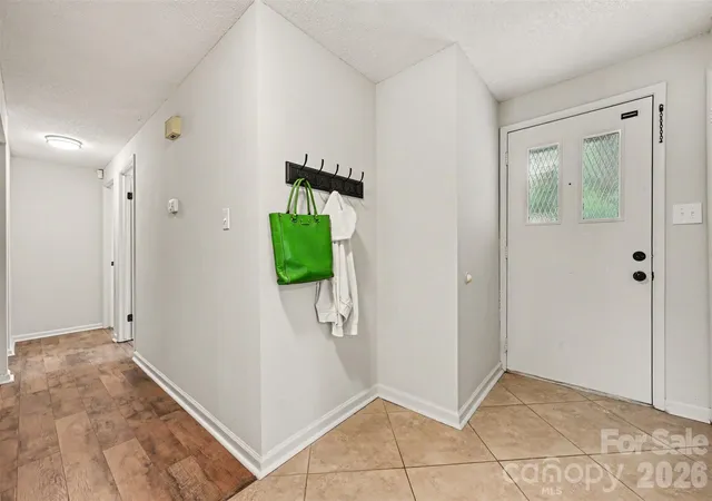 Photo 1 of Single family home for sale at 7319 Shadowlake Dr, Charlotte, NC 28226 | MLS# 4405663 | Listing updated on 2026-10-20