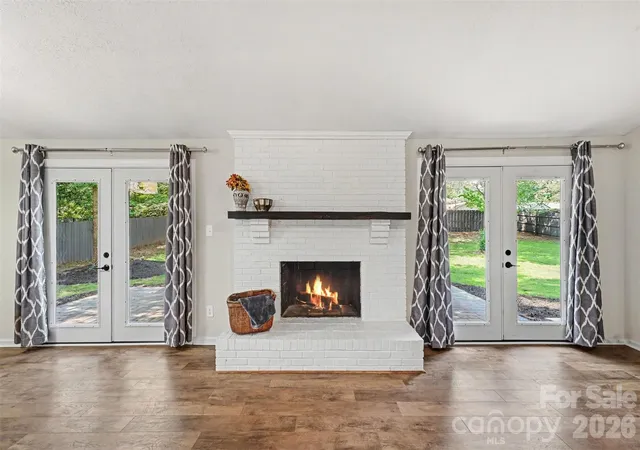 Photo 4 of Single family home for sale at 7319 Shadowlake Dr, Charlotte, NC 28226 | MLS# 4405663 | Listing updated on 2026-10-20