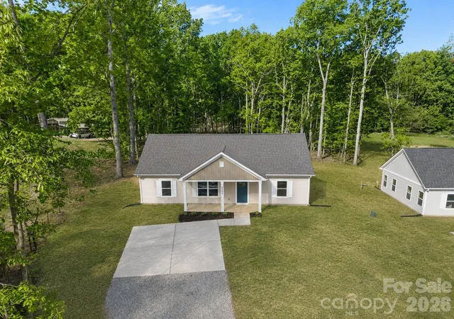1st image of 820 Bethlehem Rd, Kings Mountain, NC 28086 | MLS# 4405664