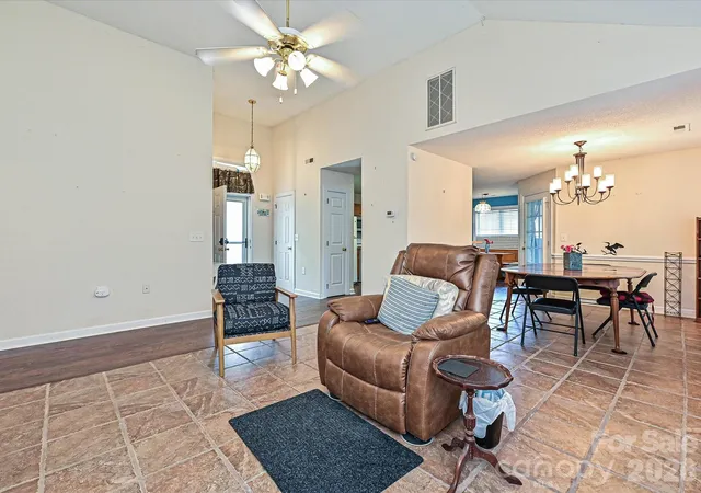 Photo 4 of Sale Pending at 2814 Rosemeade Dr, Monroe, NC 28110 | MLS# 4405687 | Listing updated on 2026-08-02