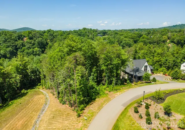 5th image of 149 Riverbend Forest Dr #6, Asheville, NC 28805 | MLS# 4405693