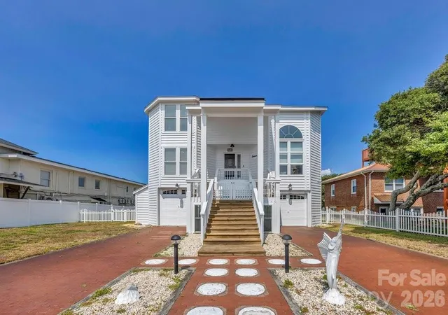 Photo 1 of Single family home for sale at 203 Norton St, Oak Island, NC 28465 | MLS# 4405694 | Listing updated on 2026-08-27