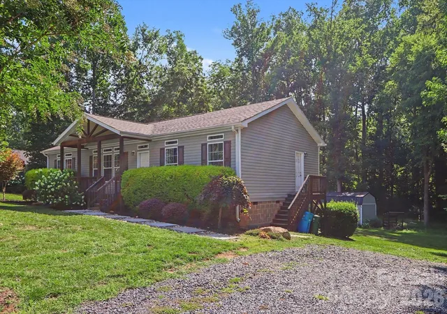2nd image of 806 New Castle Ct, Albemarle, NC 28001 | MLS# 4405714