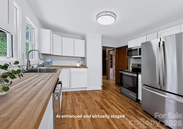 Photo 2 of Single family home for sale at 331 Probart St, Brevard, NC 28712 | MLS# 4405723 | Listing updated on 2026-09-04
