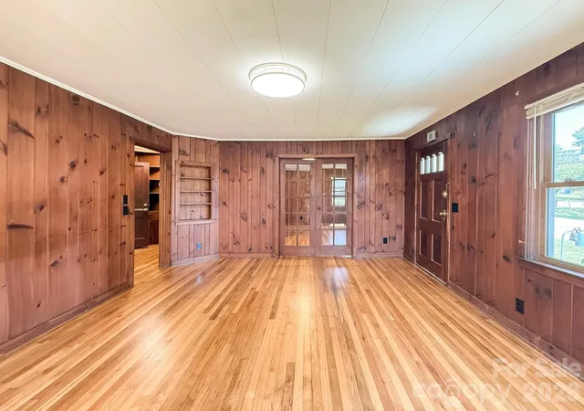 Photo 24 of Single family home for sale at 331 Probart St, Brevard, NC 28712 | MLS# 4405723 | Listing updated on 2026-09-04