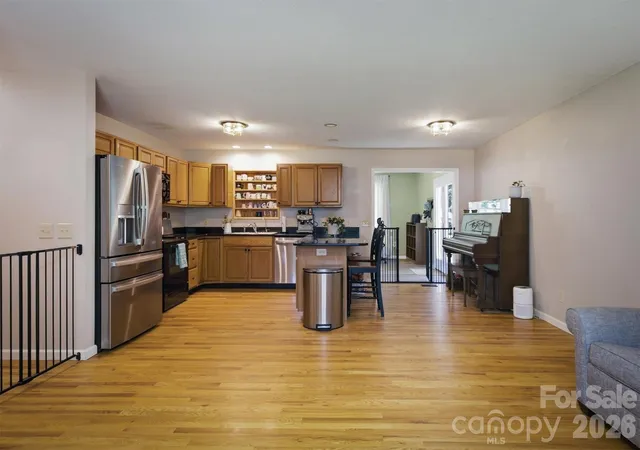 Photo 3 of Single family home for sale at 5926 Dysartsville Rd, Morganton, NC 28655 | MLS# 4405724 | Listing updated on 2026-09-30