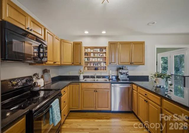 Photo 4 of Single family home for sale at 5926 Dysartsville Rd, Morganton, NC 28655 | MLS# 4405724 | Listing updated on 2026-09-30