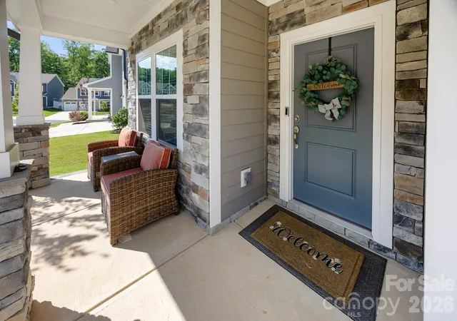 Photo 4 of Single family home for sale at 5080 Mooreland Oaks Way, Mount Holly, NC 28120 | MLS# 4405735 | Listing updated on 2026-09-22