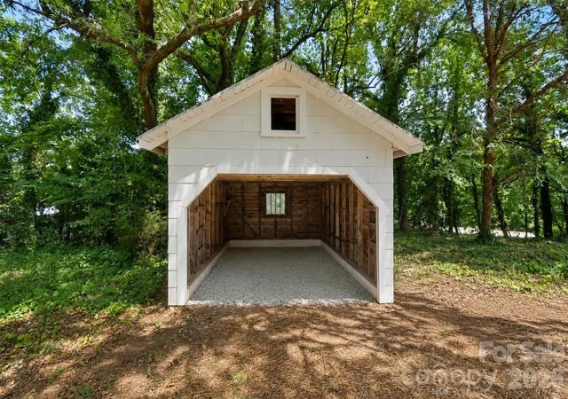 Photo 29 of Single family home for sale at 607 Lee Ave, Wadesboro, NC 28170 | MLS# 4405753 | Listing updated on 2026-07-28