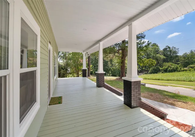 Photo 3 of Single family home for sale at 607 Lee Ave, Wadesboro, NC 28170 | MLS# 4405753 | Listing updated on 2026-07-28