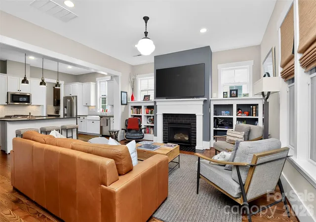 Photo 1 of Single family home for sale at 1539 Tippah Park Ct, Charlotte, NC 28205 | MLS# 4405755 | Listing updated on 2026-08-23
