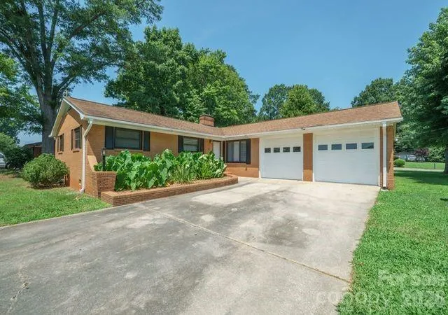 1st image of 100 Piedmont Dr, Kannapolis, NC 28081 | MLS# 4405766