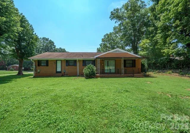 3rd image of 100 Piedmont Dr, Kannapolis, NC 28081 | MLS# 4405766