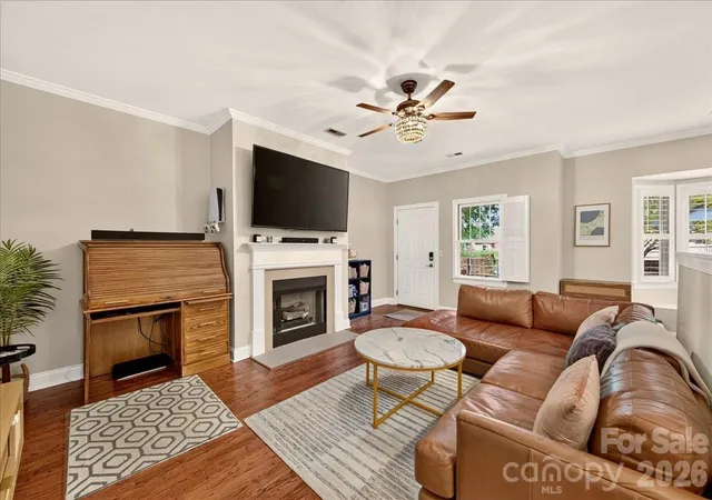 4th image of 4632 Dabney Vigor Dr, Charlotte, NC 28209 | MLS# 4405775