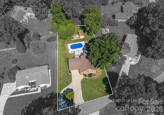 1st image of 389 Caprice Cir, Lincolnton, NC 28092 | MLS# 4405786