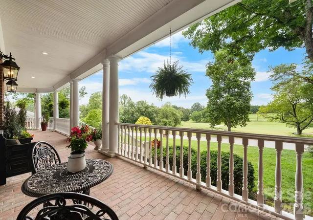 2nd image of 3740 Pinecrest Dr Ne, Hickory, NC 28601 | MLS# 4405793