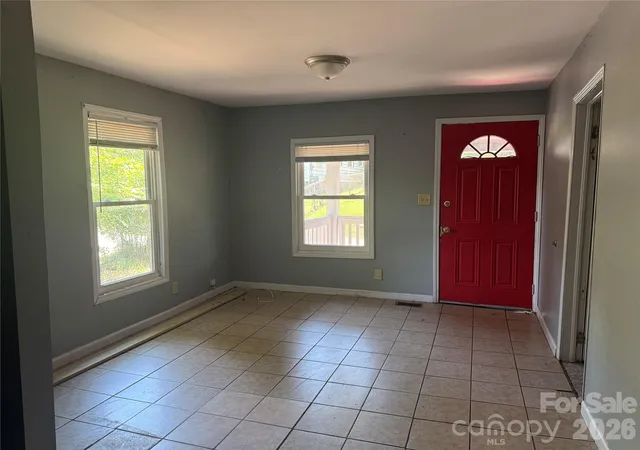 Photo 2 of Single family home for sale at 706 N Logan St, Gastonia, NC 28052 | MLS# 4405821 | Listing updated on 2026-08-04