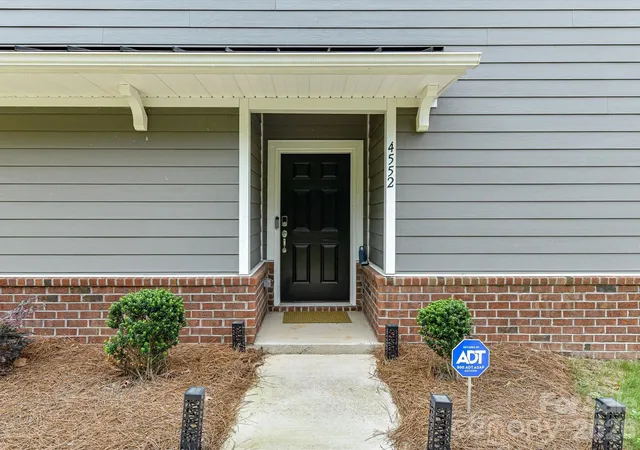 Photo 2 of Townhouse for sale at 4552 Millennium Ave, Charlotte, NC 28217 | MLS# 4405822 | Listing updated on 2026-08-31
