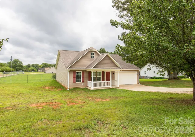 Photo 2 of Single family home for sale at 1254 Holland Rd, Rock Hill, SC 29732 | MLS# 4405830 | Listing updated on 2026-09-04