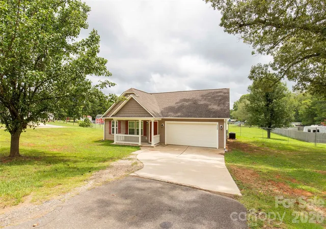 Photo 3 of Single family home for sale at 1254 Holland Rd, Rock Hill, SC 29732 | MLS# 4405830 | Listing updated on 2026-09-04