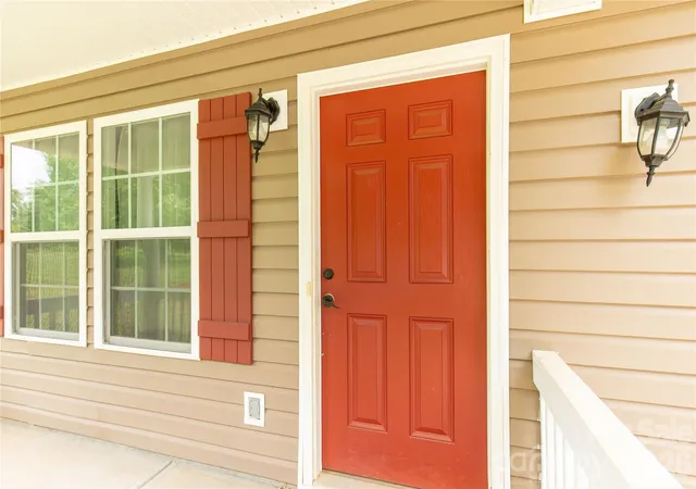 Photo 3 of Single family home for sale at 1254 Holland Rd, Rock Hill, SC 29732 | MLS# 4405830 | Listing updated on 2026-09-04