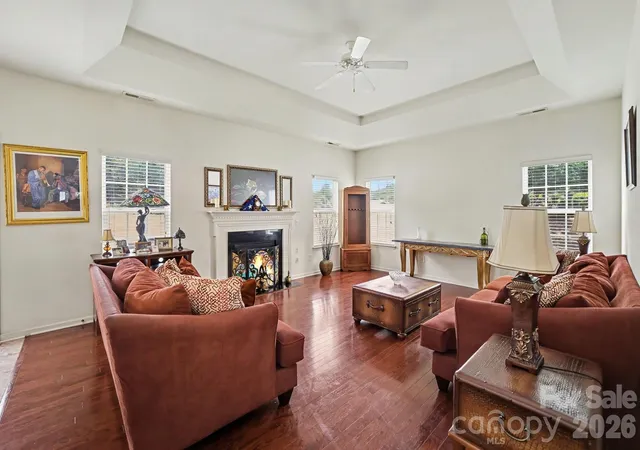 Photo 2 of Sale Pending at 6900 Daisy Bee Ct, Charlotte, NC 28216 | MLS# 4405840 | Listing updated on 2026-09-05