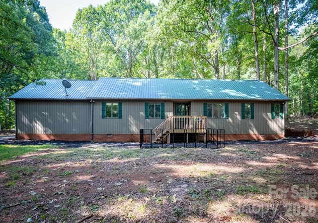 Photo 1 of Single family home for sale at 272 Massey Deal Rd, Statesville, NC 28625 | MLS# 4405865 | Listing updated on 2026-09-30
