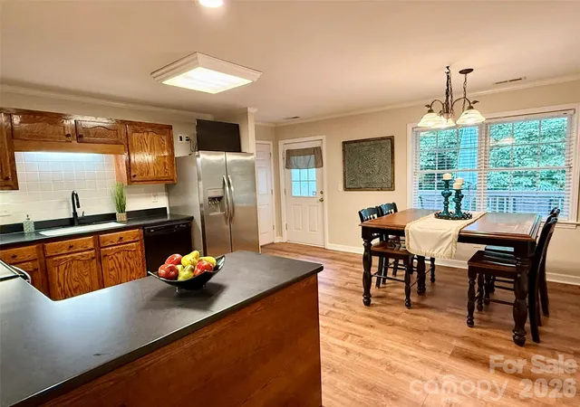 Photo 3 of Single family home for sale at 2013 Silvertip Ct, Belmont, NC 28012 | MLS# 4405875 | Listing updated on 2026-09-27