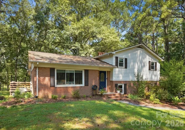 2nd image of 11060 Teresia Ln, Midland, NC 28107 | MLS# 4405956