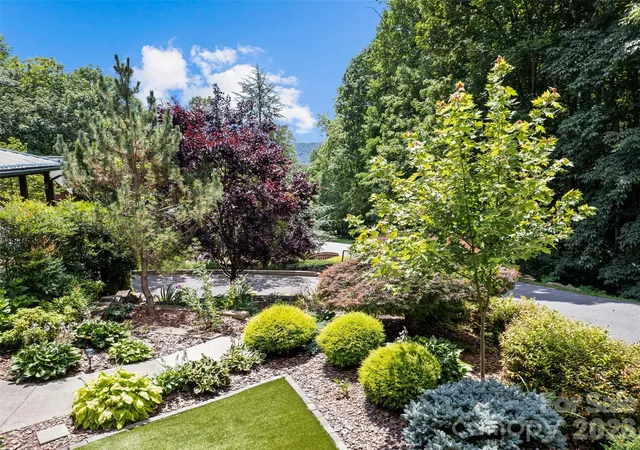 4th image of 612 Brannon Forest Dr, Waynesville, NC 28785 | MLS# 4405961