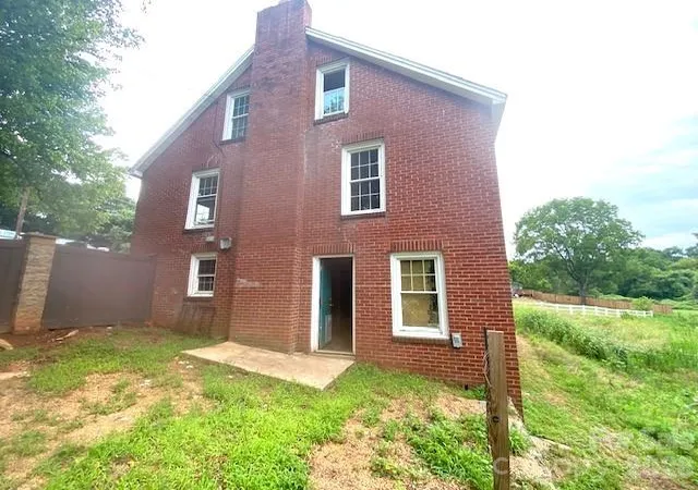 15th image of 2689 Harris Henrietta Rd, Mooresboro, NC 28114 | MLS# 4405970